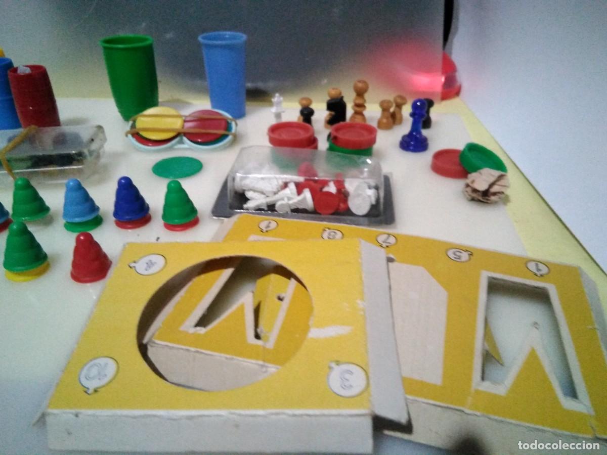 Juegos de mesa: Piezas de juegos reunidos para completar - Foto 3