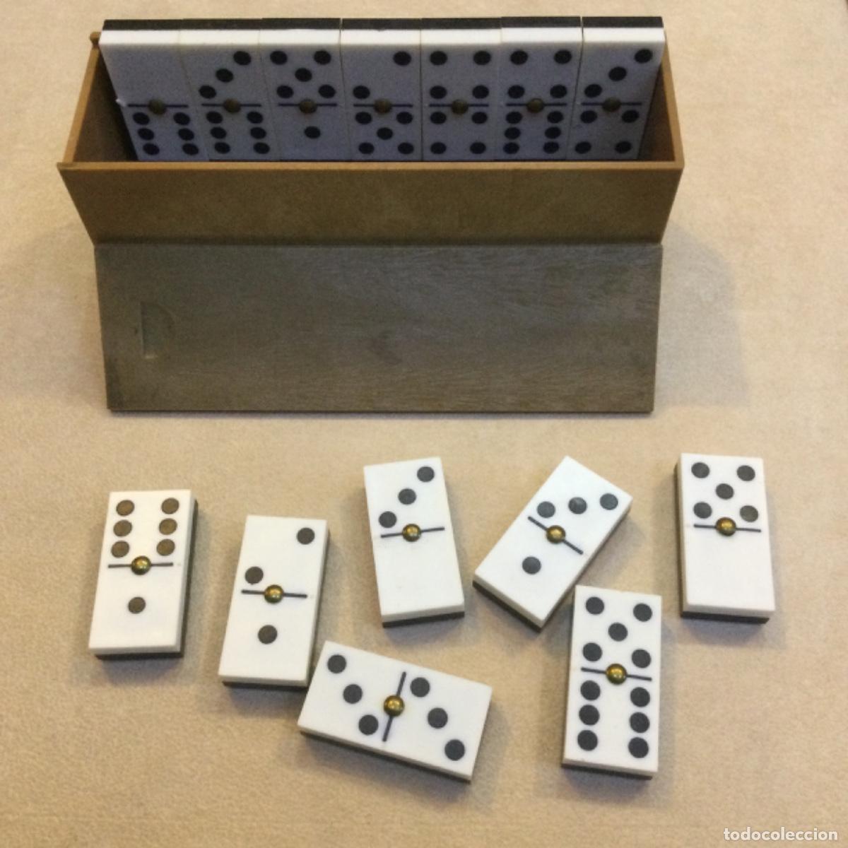 Juegos de mesa: Domin&oacute; con estuche. NUEVO - Foto 1