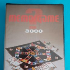 Juegos de mesa: MEMOGAME 3000. TUS JUEGOS. JUEGO DE PREGUNTAS TIPO TRIVIAL. 488 TARJETAS, TABLERO, FICHAS Y DADO.
