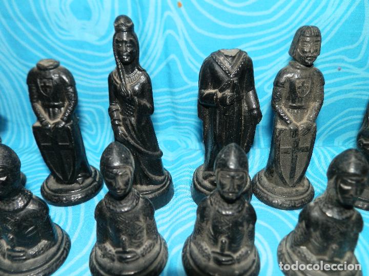 Juegos de mesa: ANTIGUO AJEDREZ EN PASTA, INCOMPLETO - Foto 5