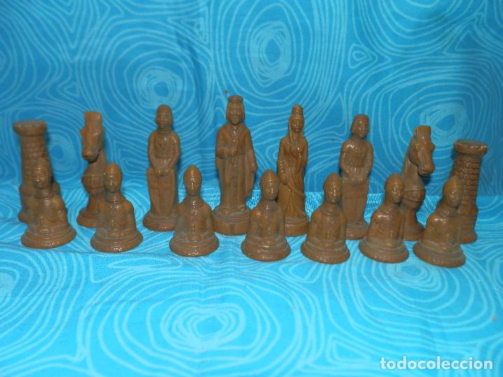 Juegos de mesa: ANTIGUO AJEDREZ EN PASTA, INCOMPLETO - Foto 9