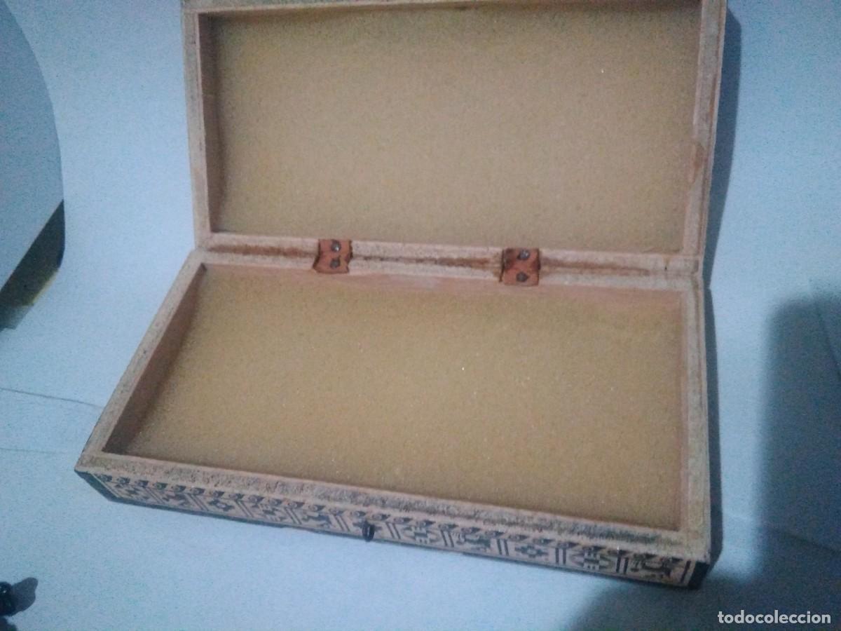 Juegos de mesa: Antiguo y curioso mini ajedrez incompleto - Foto 6