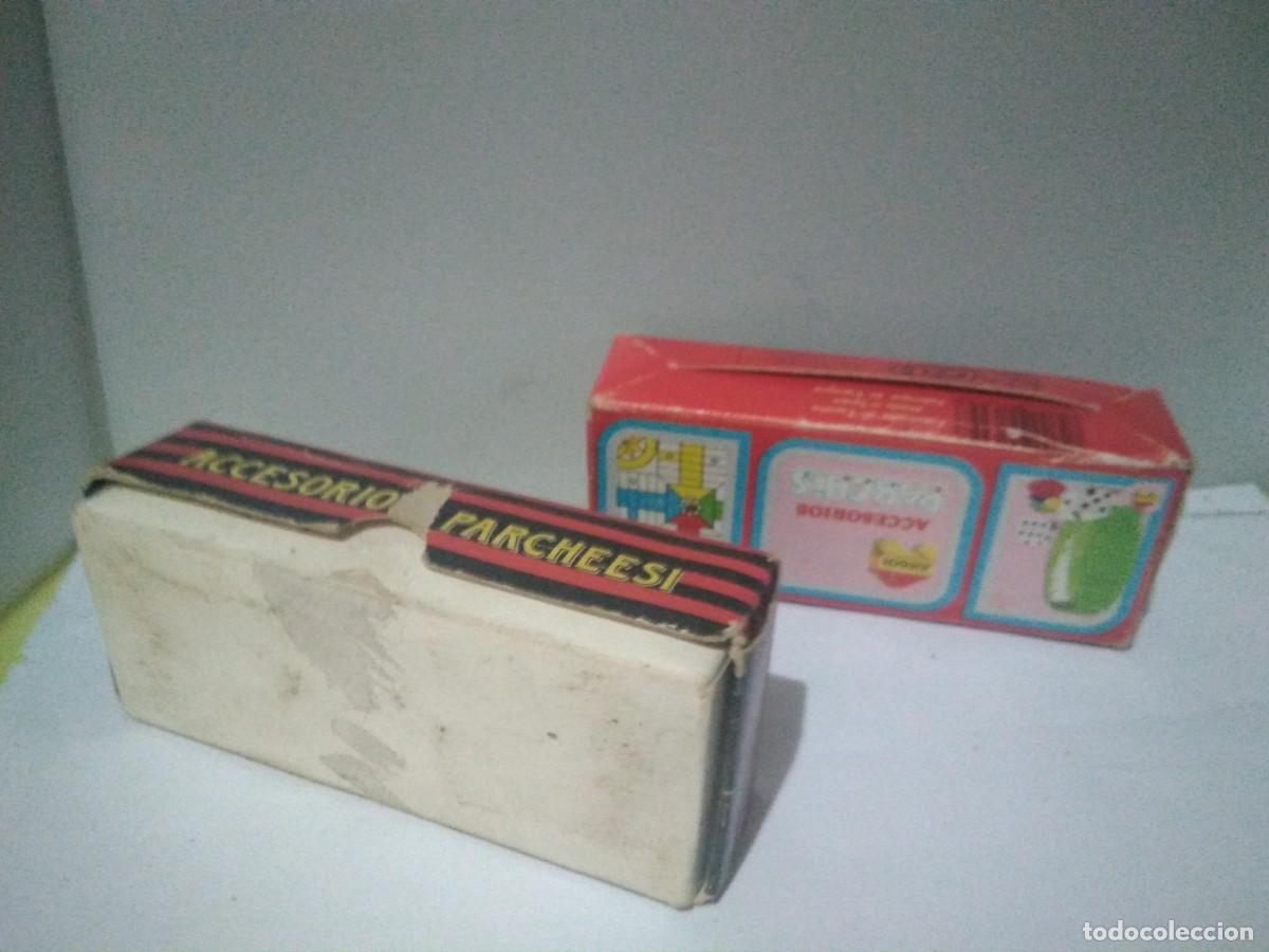 Juegos de mesa: Antiguas cajas de piezas de parchis - Foto 5