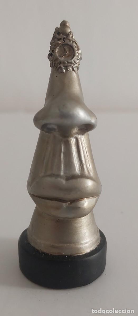 Juegos de mesa: AJEDREZ DALI - ALFIL PLATEADO - Foto 1