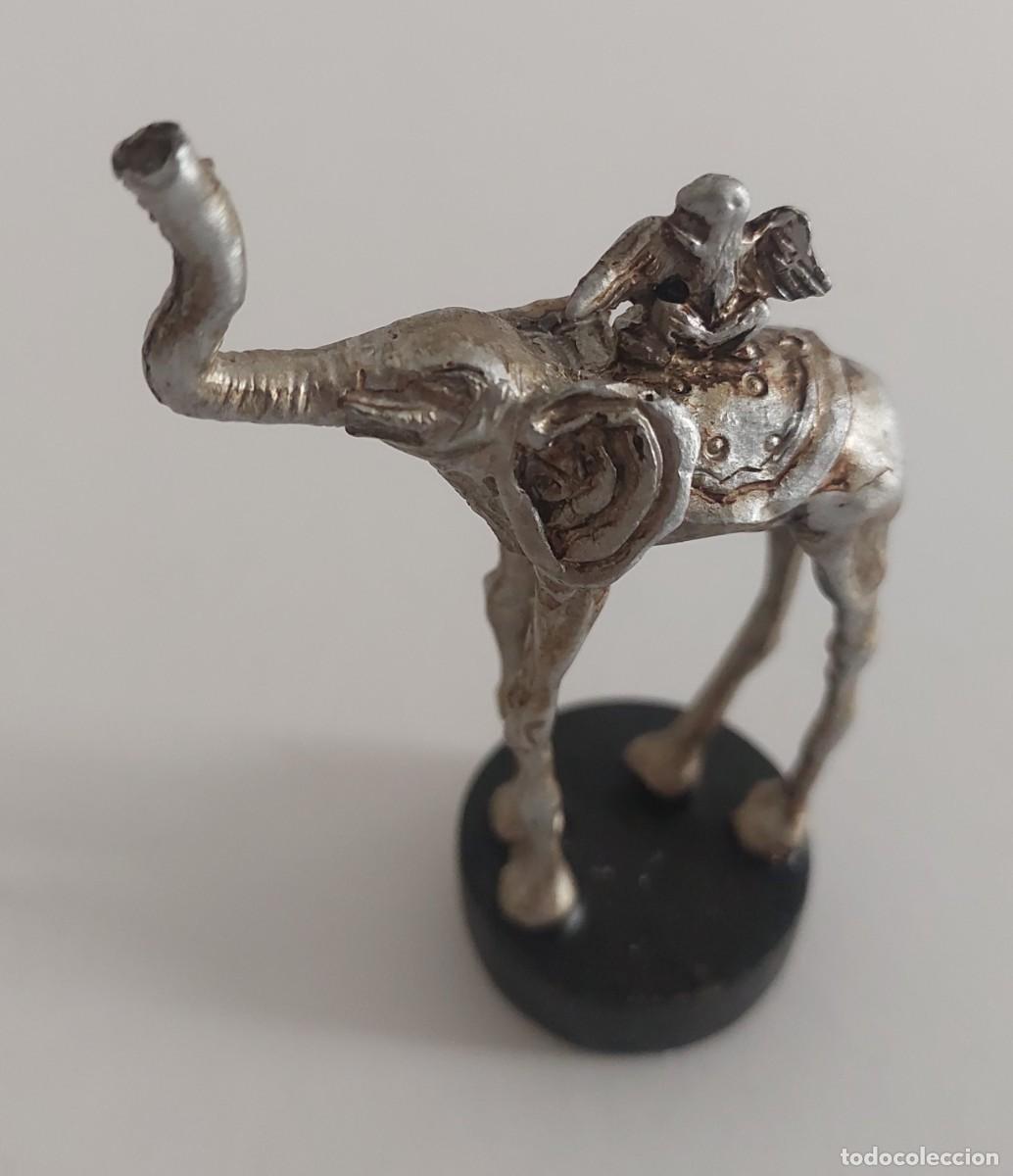 Juegos de mesa: AJEDREZ DALI - CABALLO PLATEADO - Foto 3
