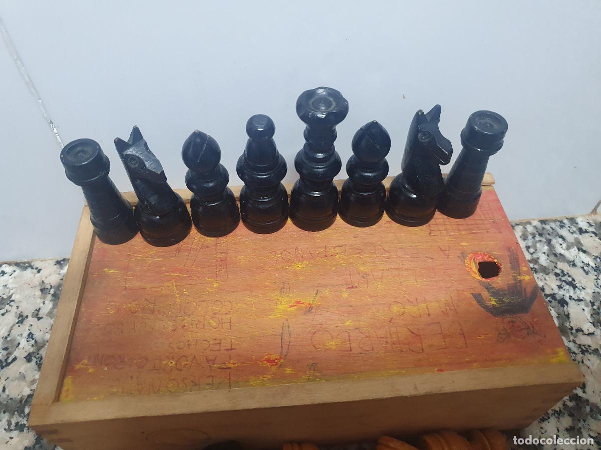 Juegos de mesa: JUEGO DE AJEDREZ DE MADERA CON CAJA. - Foto 5