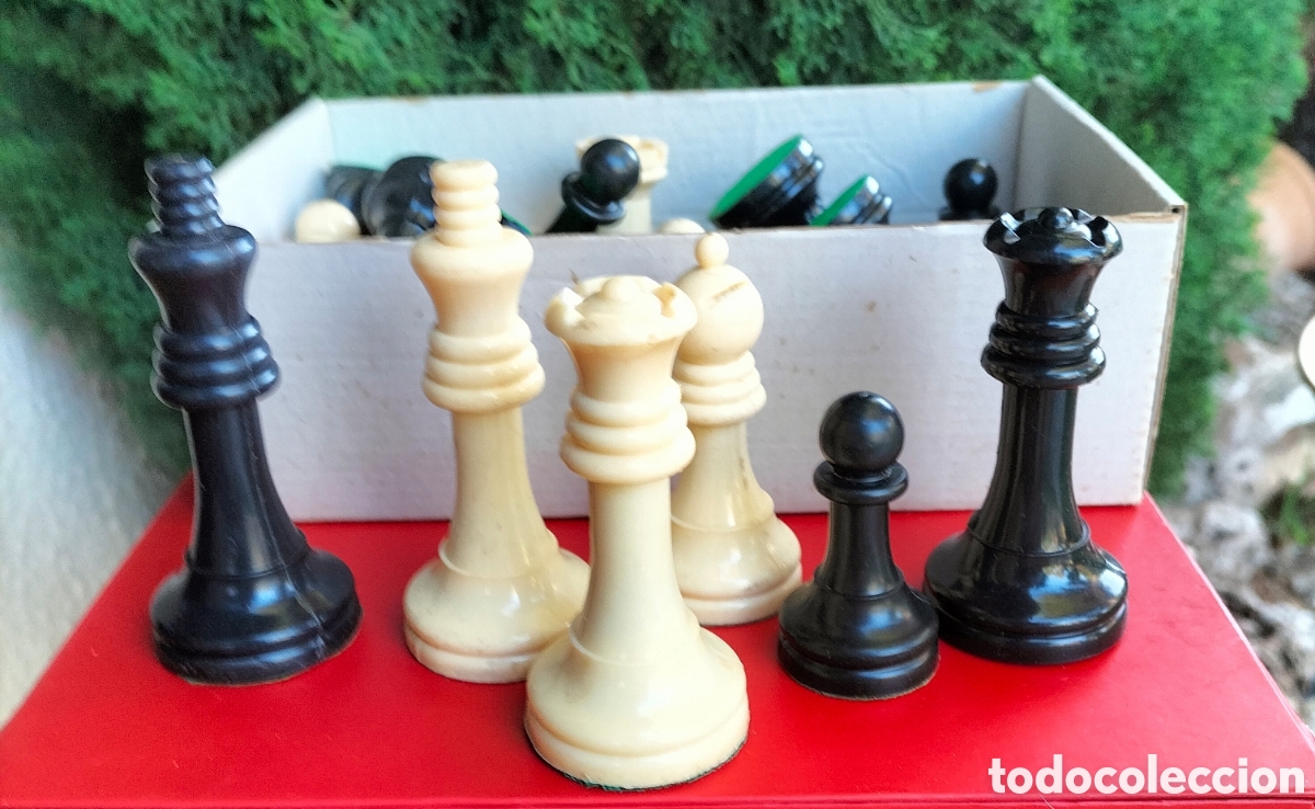 Juegos de mesa: AJEDREZ EN SU CAJA ORIGINAL - COMPLETO - - Foto 1