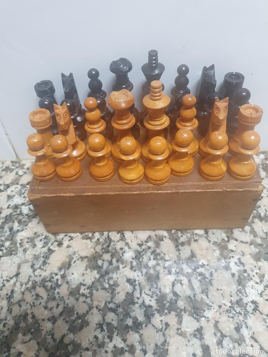 Juegos de mesa: JUEGO DE AJEDREZ DE MADERA CON CAJA. - Foto 3