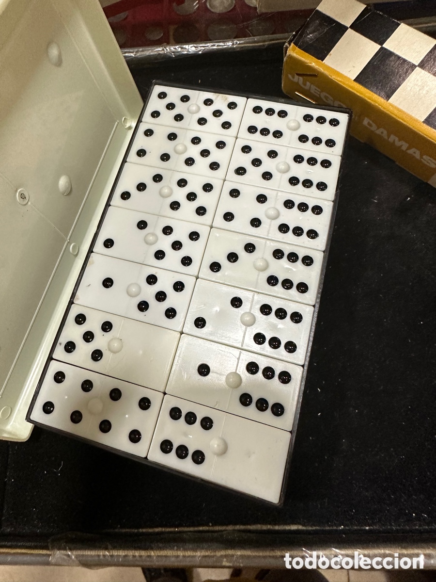 Juegos de mesa: Juego de domin&oacute; y damas - Foto 2