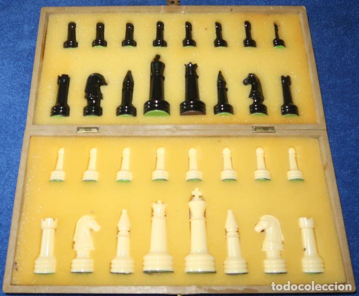 Juegos de mesa: Ajedrez magn&eacute;tico - Foto 3