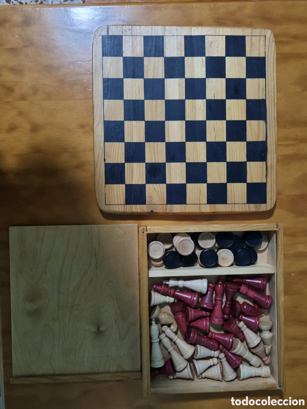 Juegos de mesa: Antiguo ajedrez en madera - Foto 3