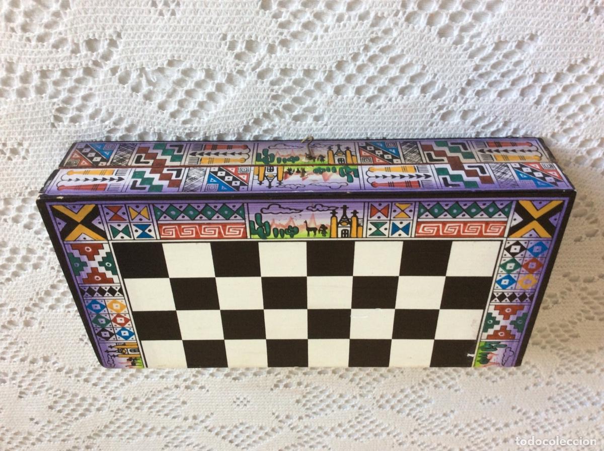 Juegos de mesa: JUEGO DE AJEDREZ ANTIGUO CON CAJA PROFUSAMENTE DECORADA - Foto 12
