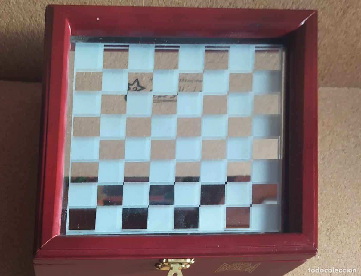 Juegos de mesa: AJEDREZ VIDRIO Y CAJA MADERA - Foto 3