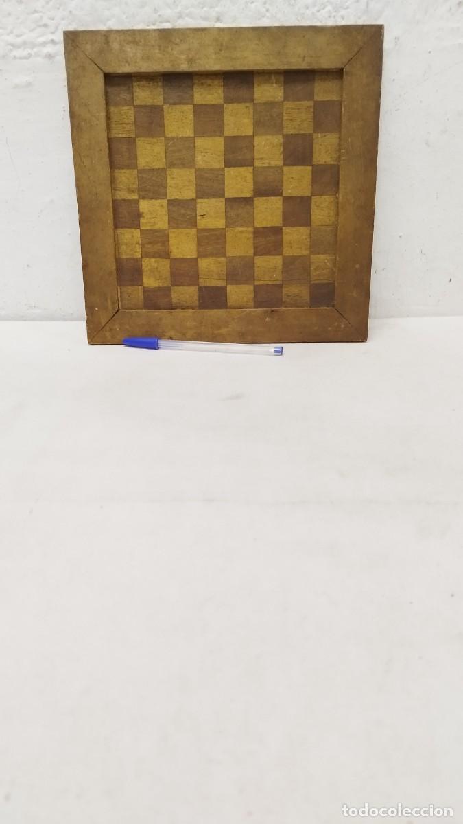 Juegos de mesa: Antiguo Tablero de Ajedrez,en madera - Foto 1