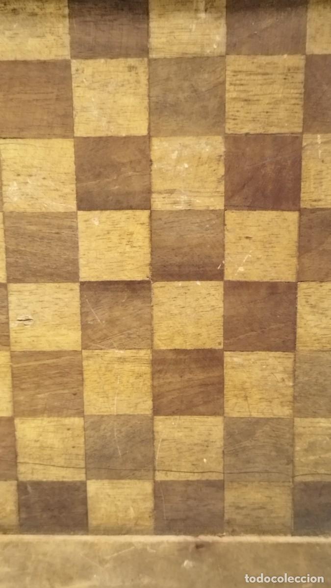 Juegos de mesa: Antiguo Tablero de Ajedrez,en madera - Foto 9