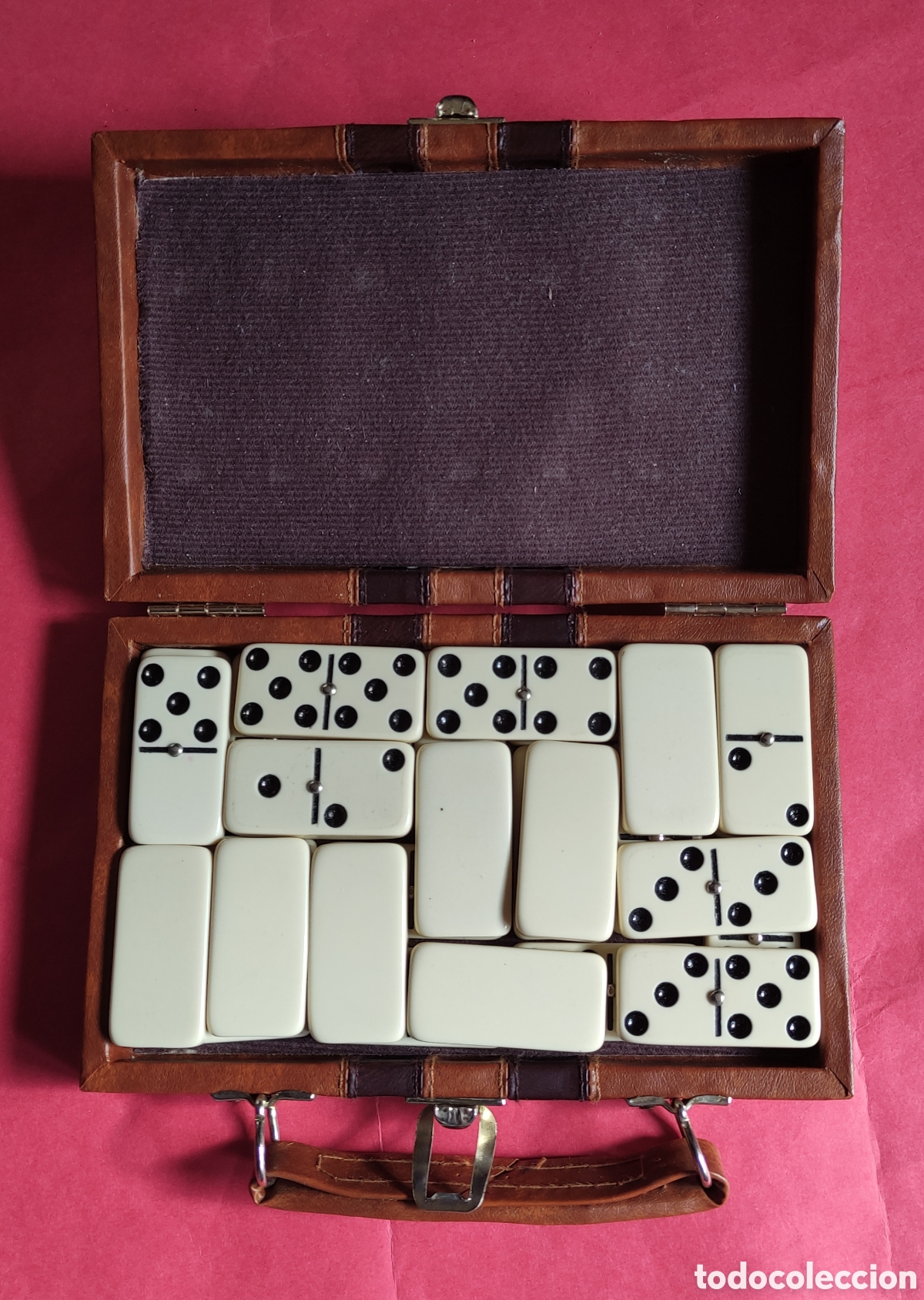 Juegos de mesa: Domino - Foto 1