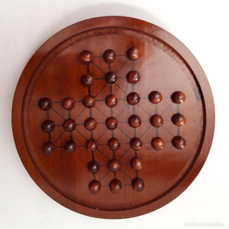 Juegos de mesa: Juego Solitaire con tablero y bolas de madera - Foto 2