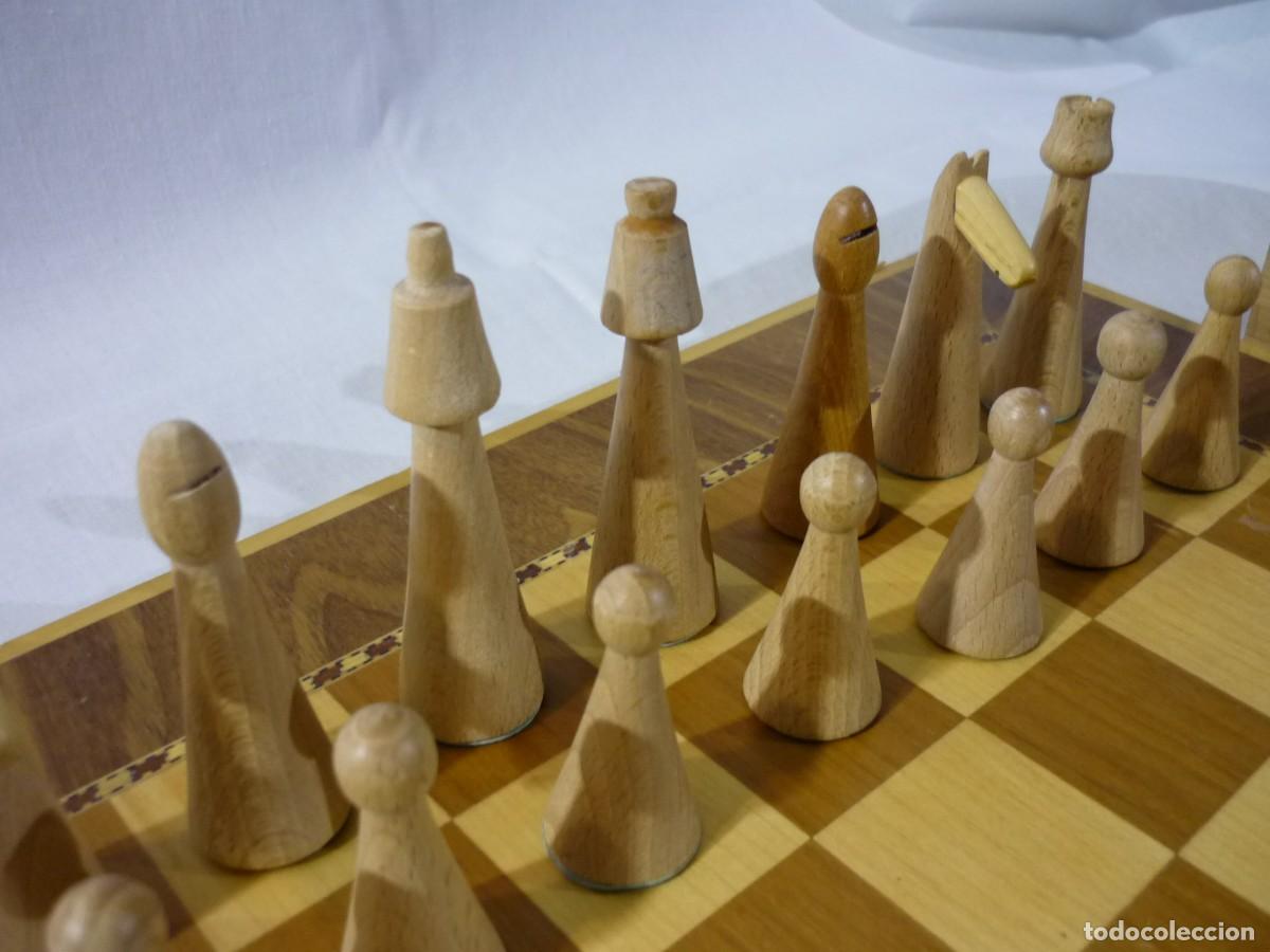 Juegos de mesa: Ajedrez de madera, fichas y tablero - Foto 6