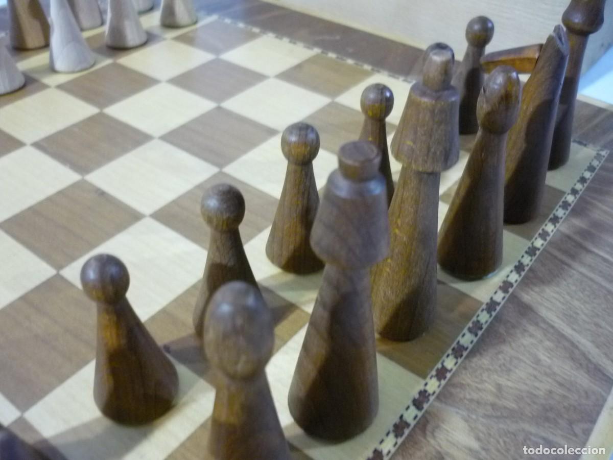 Juegos de mesa: Ajedrez de madera, fichas y tablero - Foto 9