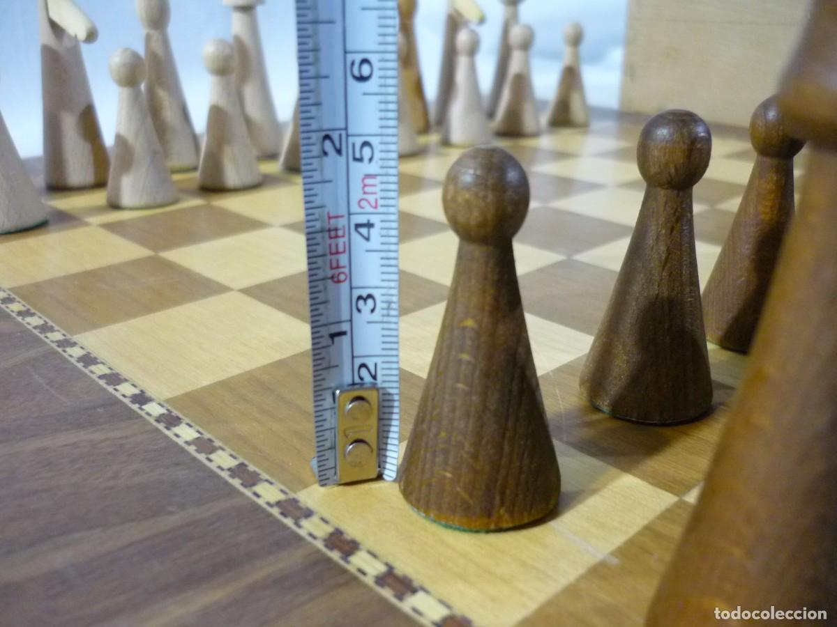 Juegos de mesa: Ajedrez de madera, fichas y tablero - Foto 12