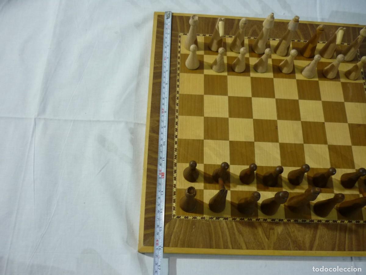 Juegos de mesa: Ajedrez de madera, fichas y tablero - Foto 13