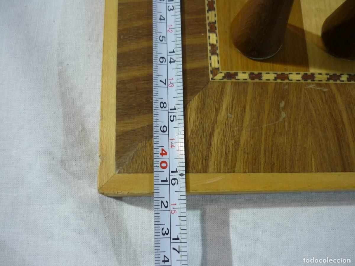 Juegos de mesa: Ajedrez de madera, fichas y tablero - Foto 14