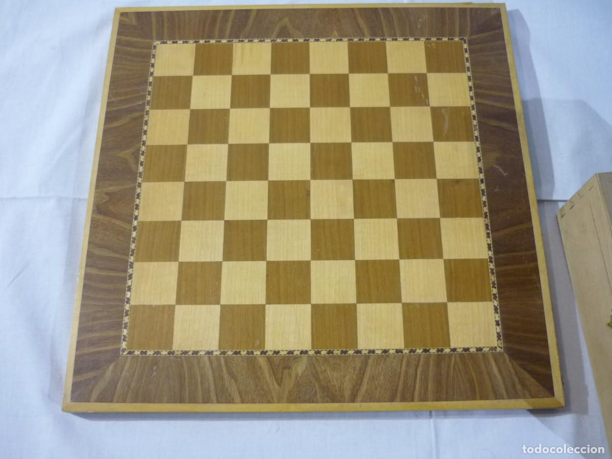 Juegos de mesa: Ajedrez de madera, fichas y tablero - Foto 16