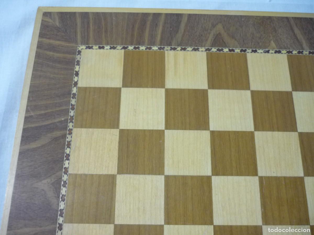 Juegos de mesa: Ajedrez de madera, fichas y tablero - Foto 18