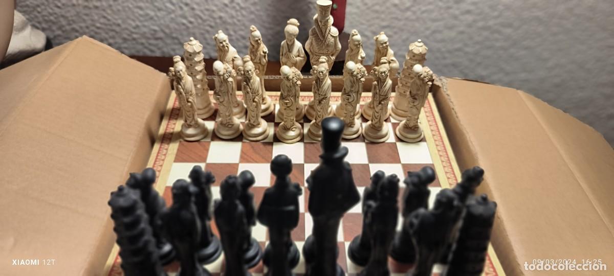 Juegos de mesa: Juego de ajedrez oriental gigante tem&aacute;tica Mikado - Foto 1