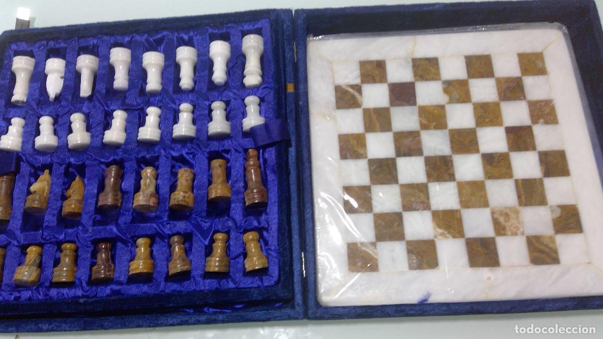 Juegos de mesa: Juego de ajedrez de marmol blanco y veteado - Foto 4