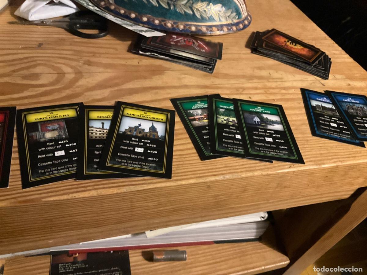 Juegos de mesa: STRANGER THINGS MONOPOLY En ingles - Foto 5
