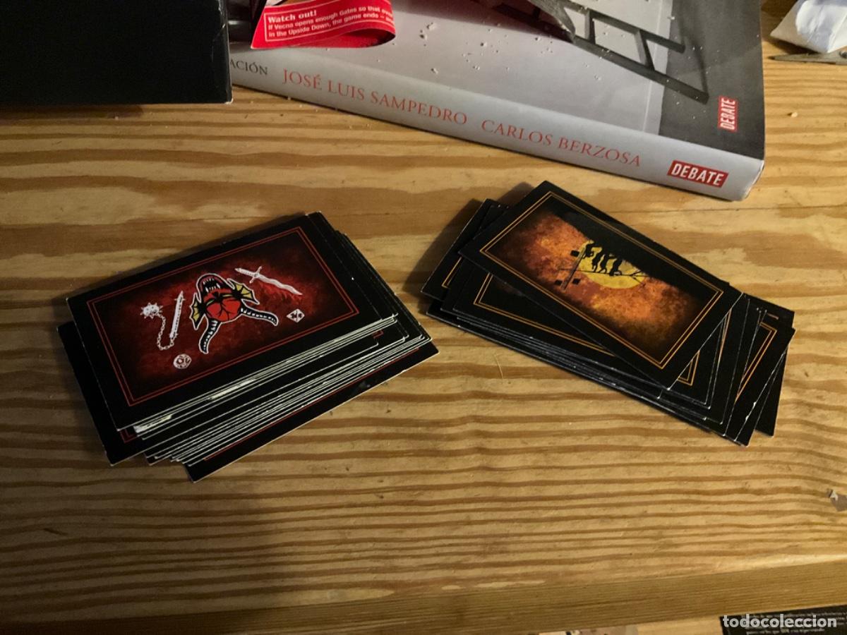 Juegos de mesa: STRANGER THINGS MONOPOLY En ingles - Foto 7