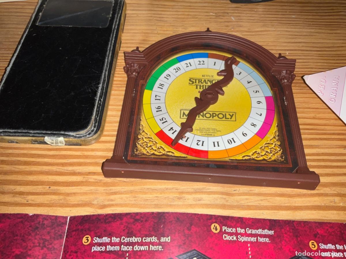 Juegos de mesa: STRANGER THINGS MONOPOLY En ingles - Foto 10