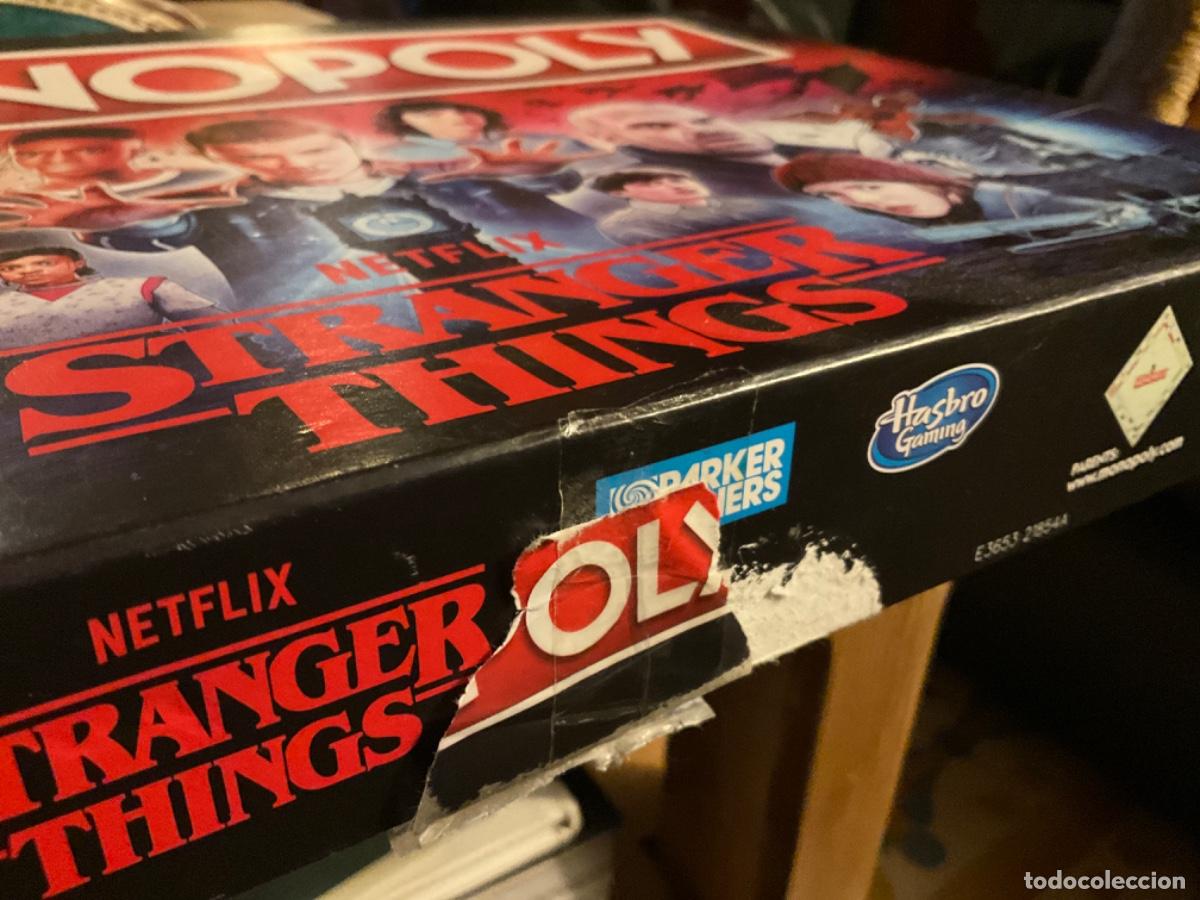 Juegos de mesa: STRANGER THINGS MONOPOLY En ingles - Foto 12
