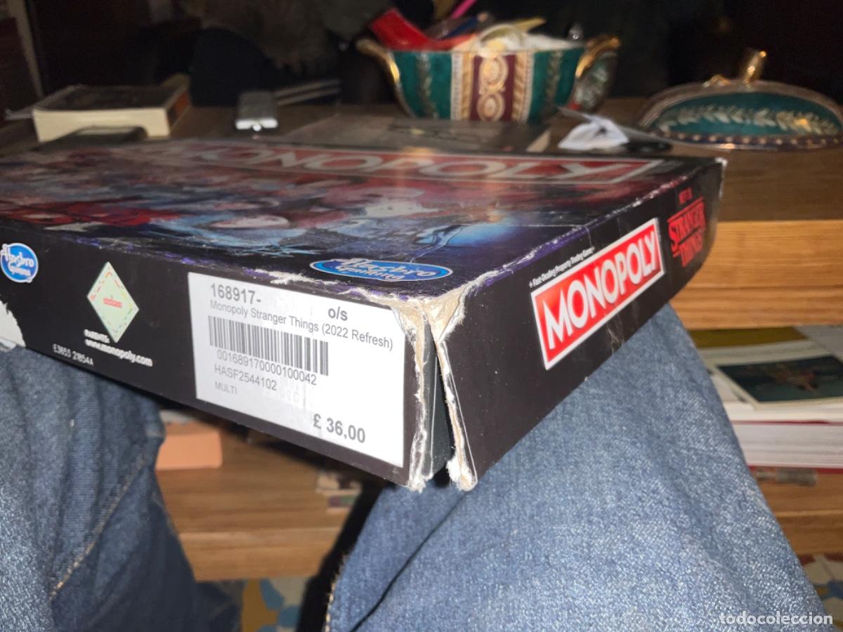 Juegos de mesa: STRANGER THINGS MONOPOLY En ingles - Foto 13
