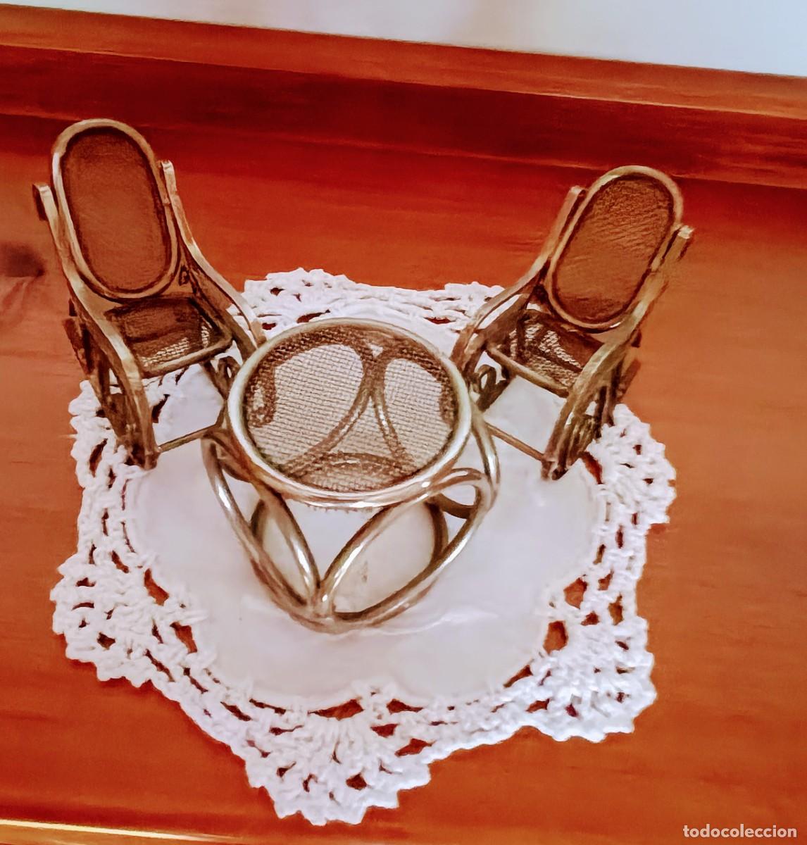 Juegos de mesa: Mini mesa y mecedoras - Foto 1