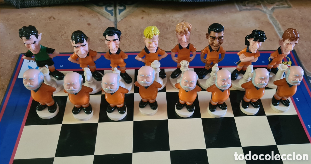 Juegos de mesa: Antiguo Ajedrez del F.C Barcelona - Foto 3