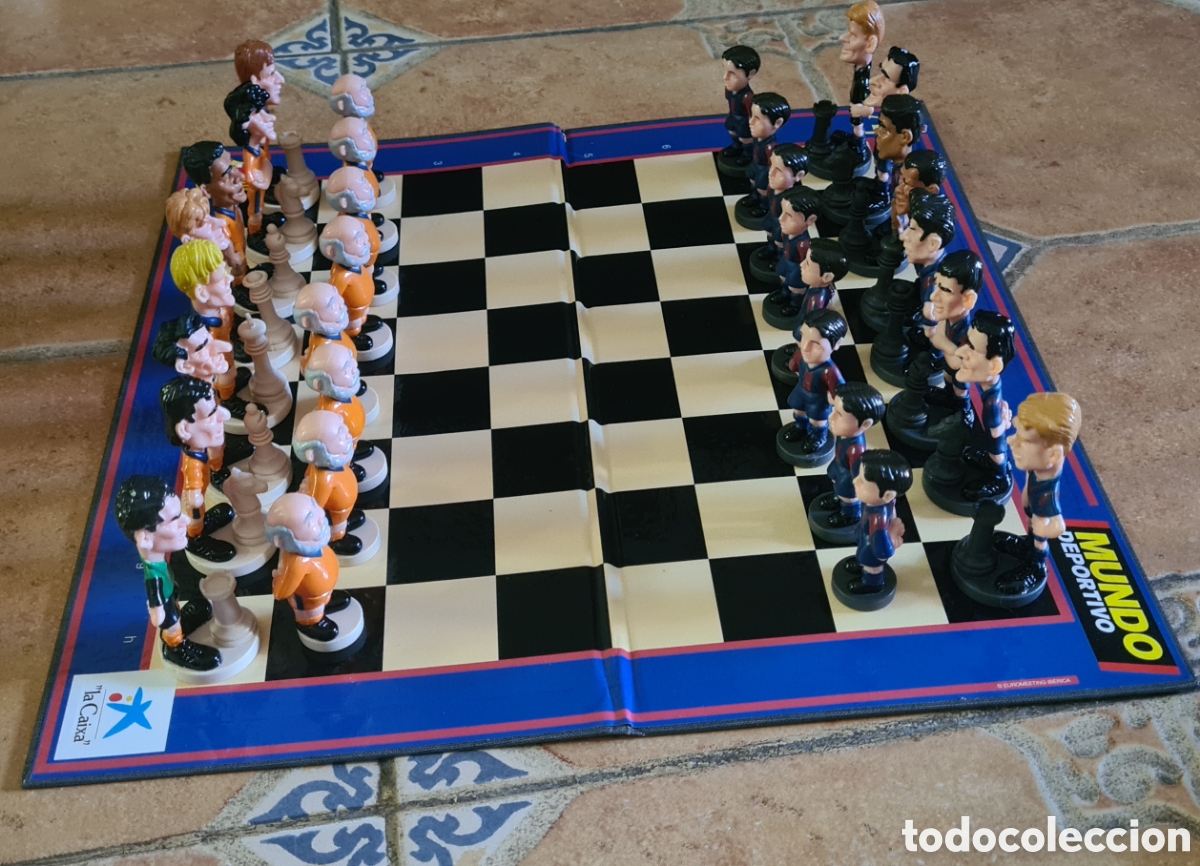 Juegos de mesa: Antiguo Ajedrez del F.C Barcelona - Foto 1