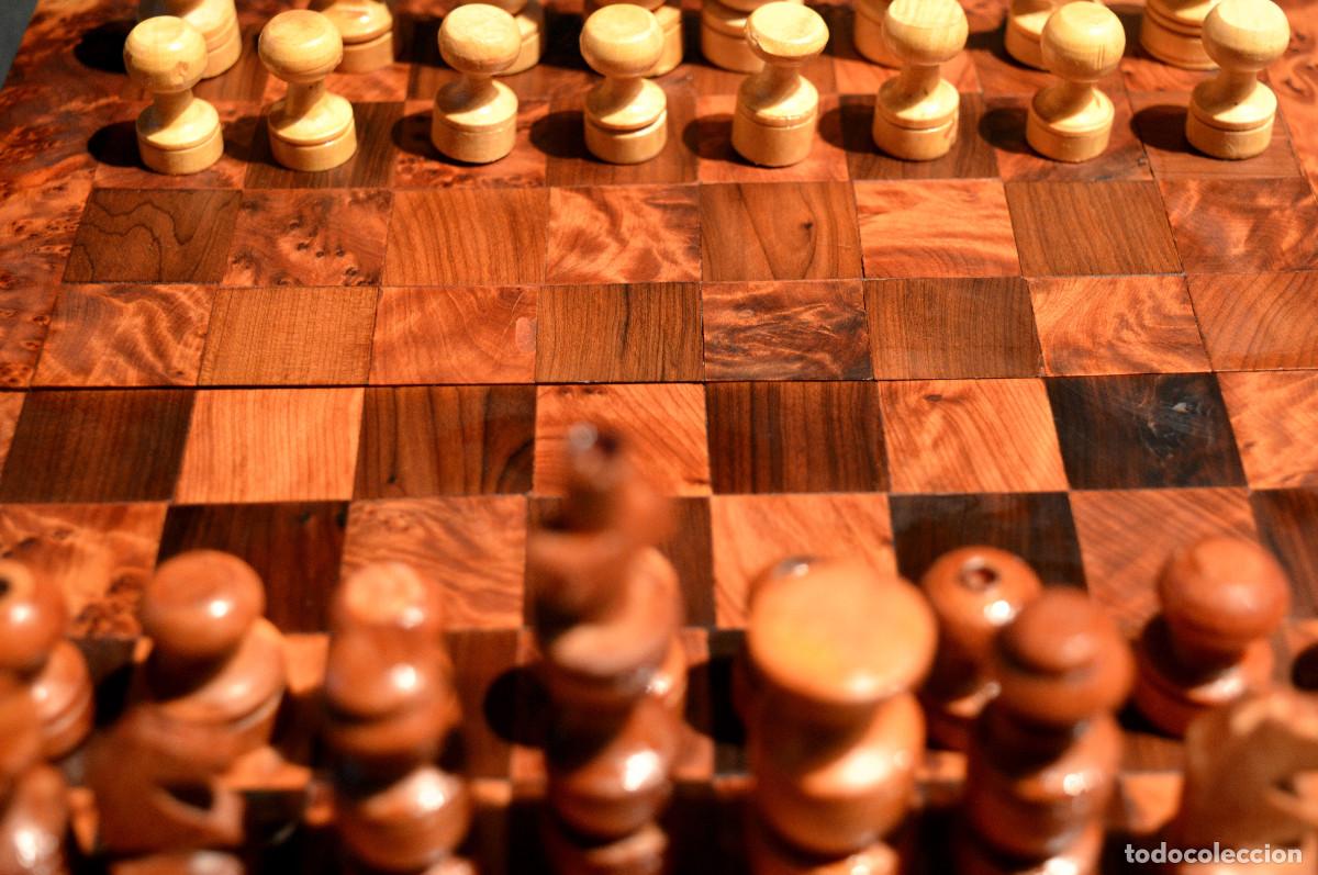 Juegos de mesa: AJEDREZ Y BACKGAMMON EN MARQUETER&Iacute;A DE MADERA Y MALET&Iacute;N HECHO A MANO - Foto 5