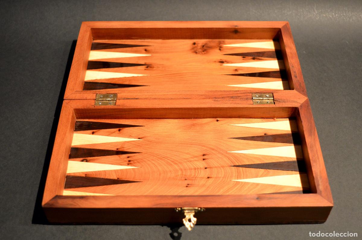 Juegos de mesa: AJEDREZ Y BACKGAMMON EN MARQUETER&Iacute;A DE MADERA Y MALET&Iacute;N HECHO A MANO - Foto 10