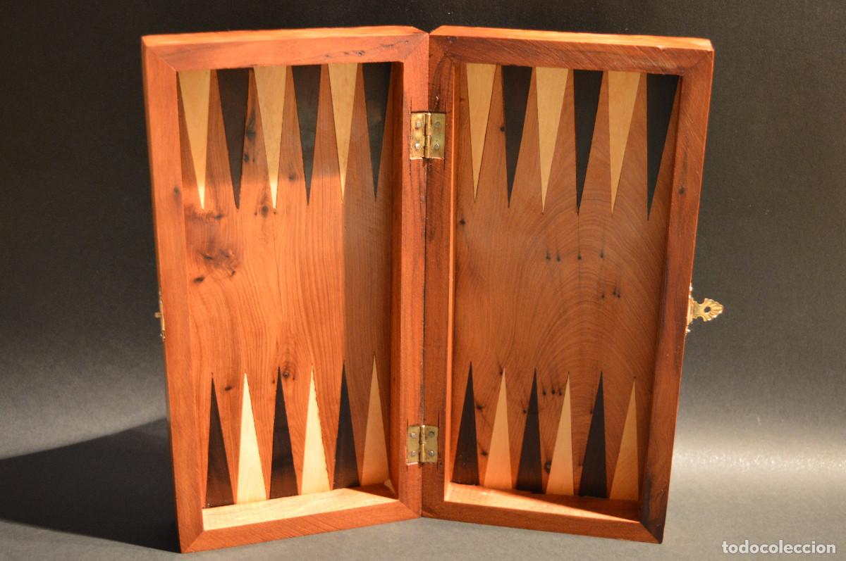 Juegos de mesa: AJEDREZ Y BACKGAMMON EN MARQUETER&Iacute;A DE MADERA Y MALET&Iacute;N HECHO A MANO - Foto 13