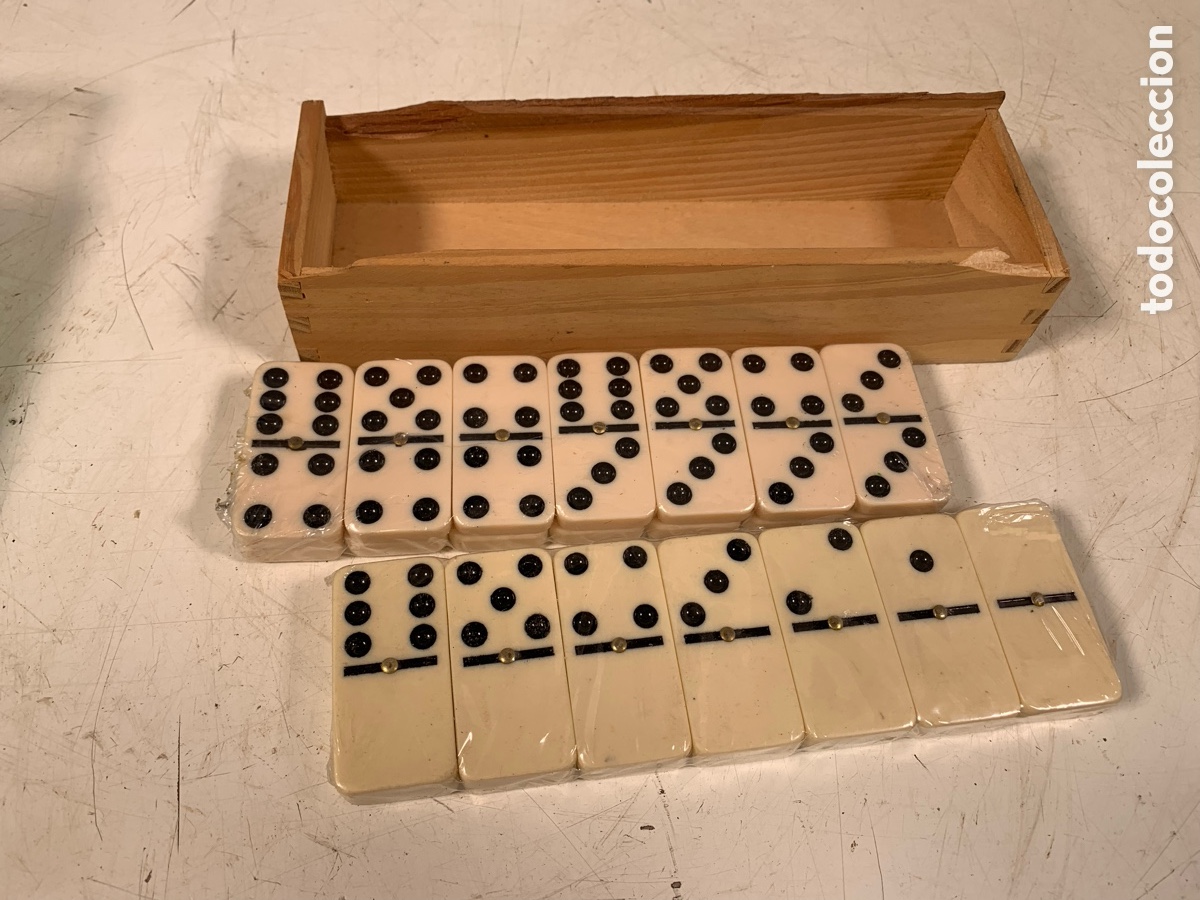 Juegos de mesa: 01_ lote domin&oacute;s a estrenar - Foto 1