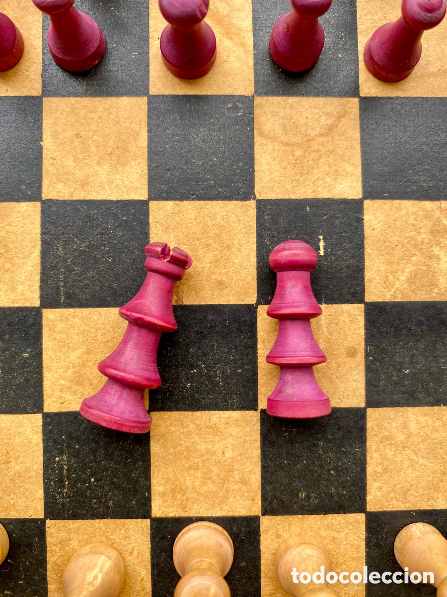 Juegos de mesa: Juego de ajedrez y damas antiguo - Foto 4