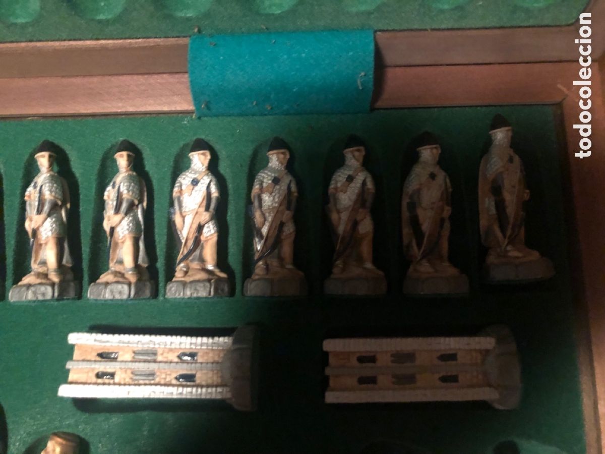 Juegos de mesa: tablero-caja de ajedrez con figuras de resina - Foto 2
