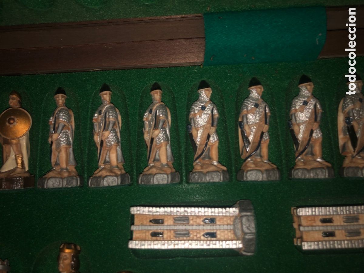 Juegos de mesa: tablero-caja de ajedrez con figuras de resina - Foto 4
