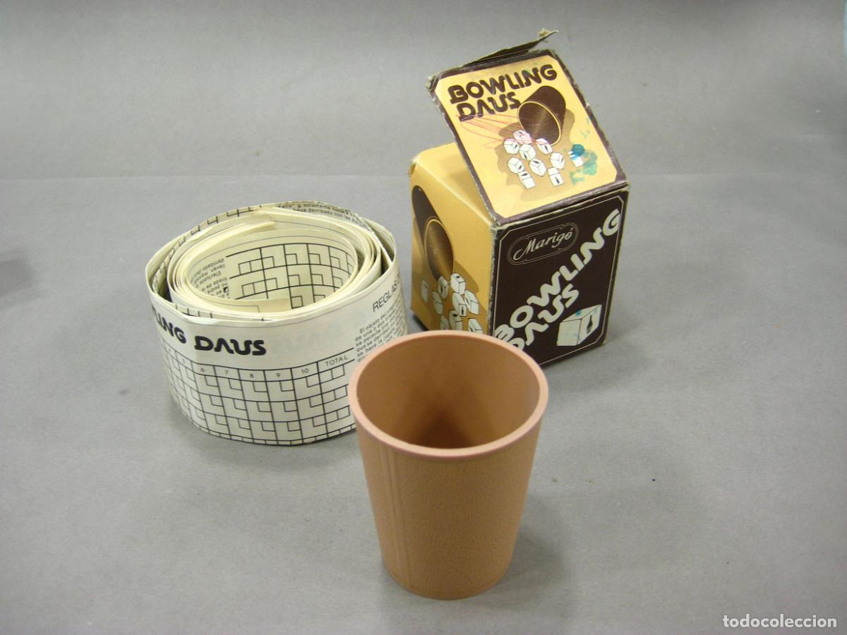 Juegos de mesa: JUEGO BOWLING DAUS. MARIG&Oacute;. CUBILETE E INSTRUCCIONES - Foto 1