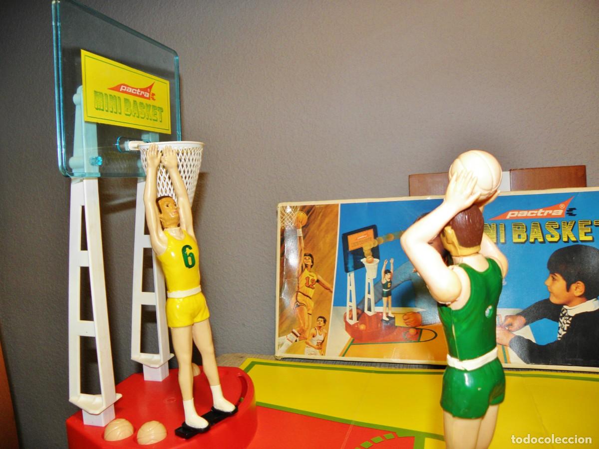 Juegos de mesa: juego mini b&aacute;squet de Pactra ref. 741 en caja y completo - Foto 5