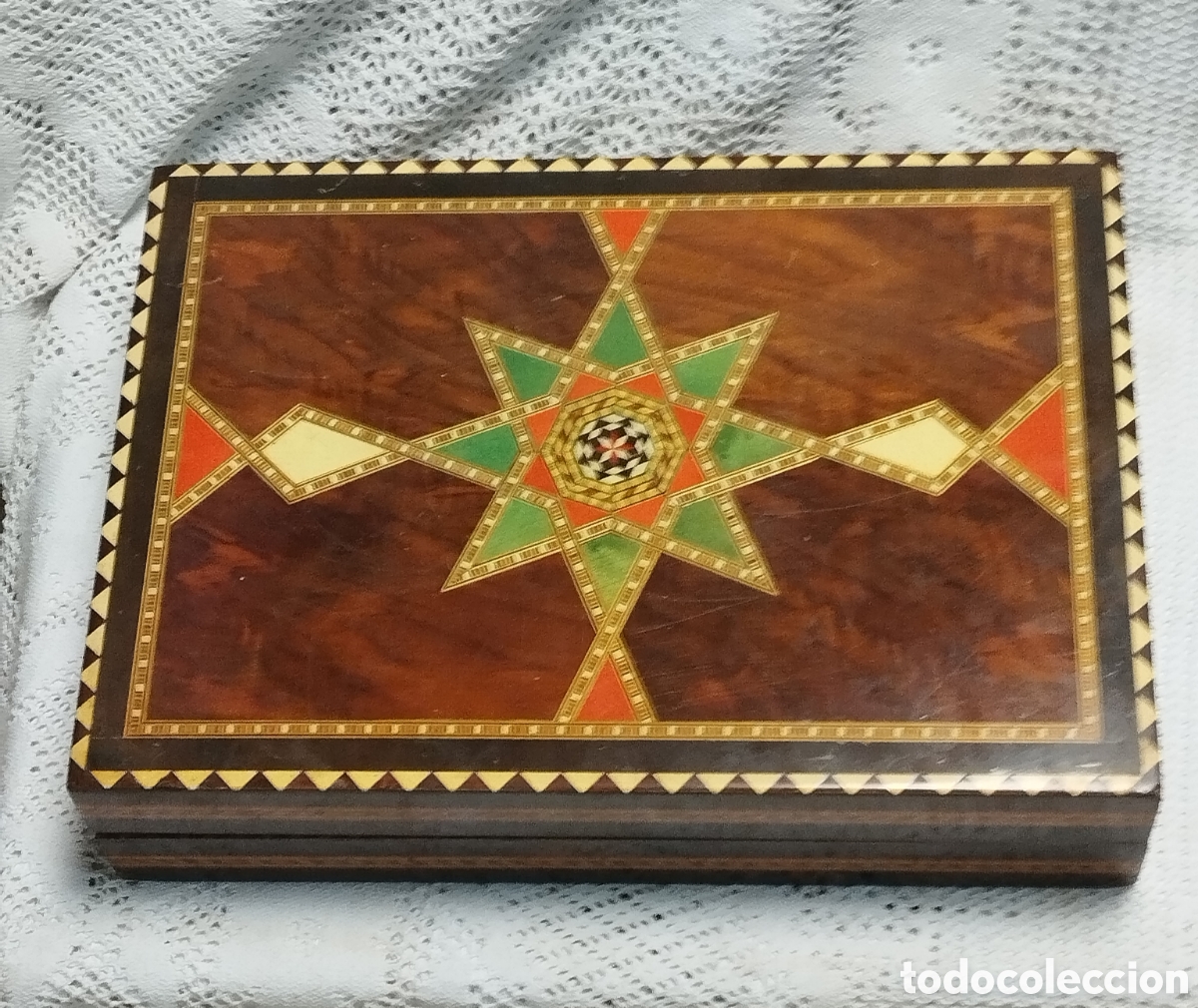 Juegos de mesa: Caja tablero de ajedrez y damas - Foto 12
