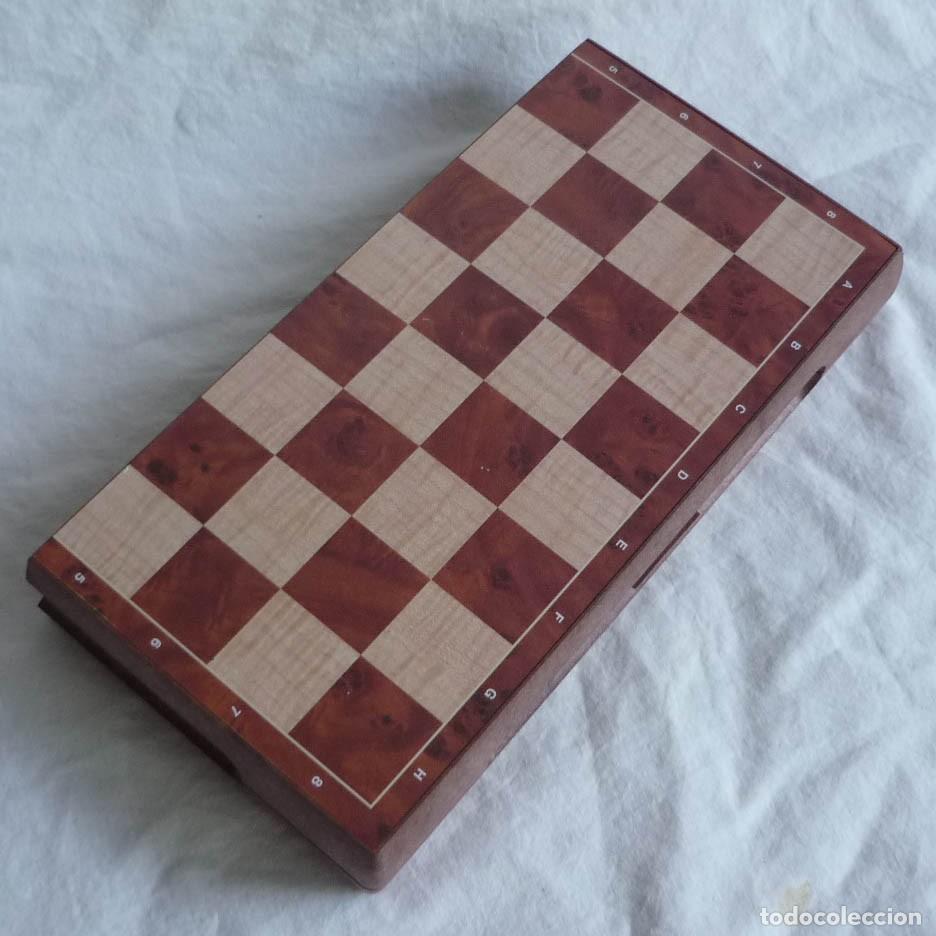 Juegos de mesa: Ajedrez de viaje magn&eacute;tico con damas, sin estrenar - Foto 1