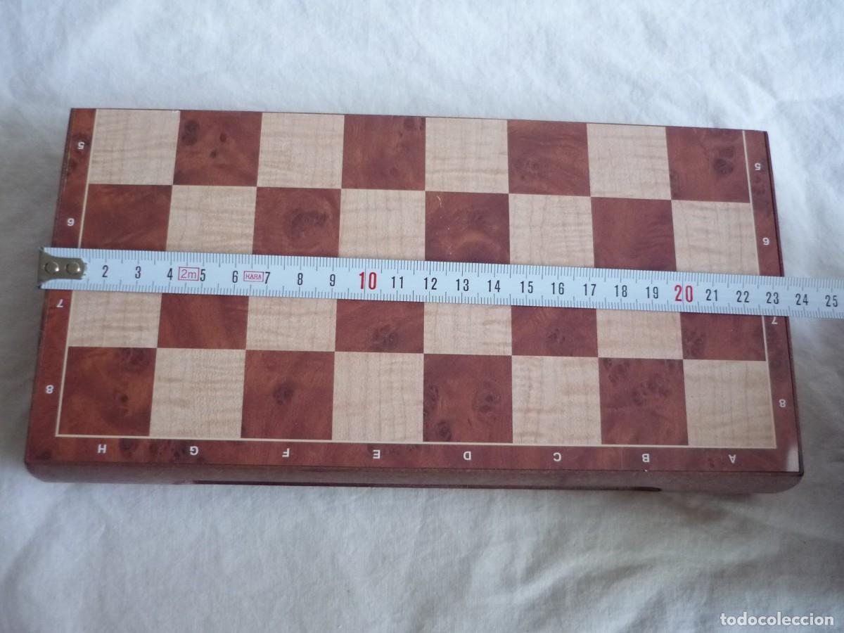 Juegos de mesa: Ajedrez de viaje magn&eacute;tico con damas, sin estrenar - Foto 5